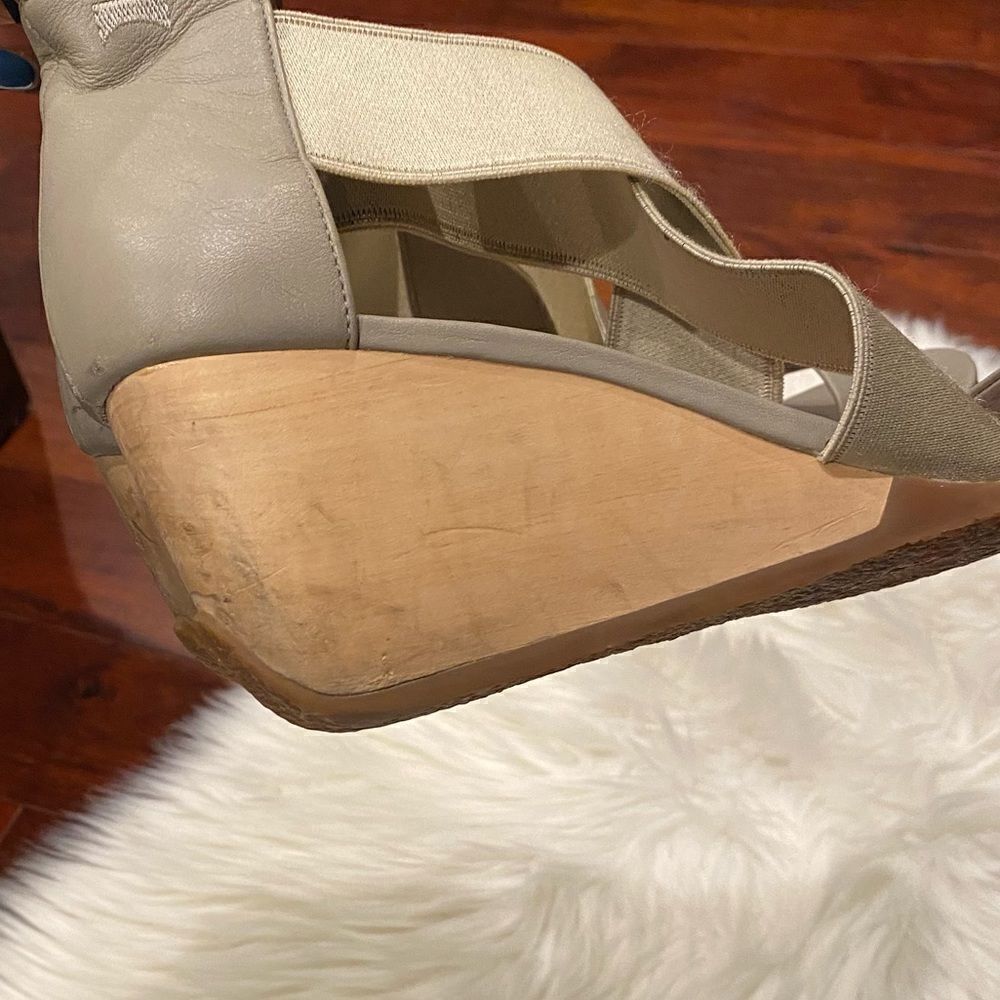 Camper Gray Crisscross Wood Wedge Heels Size 9 - Picture 4 of 9